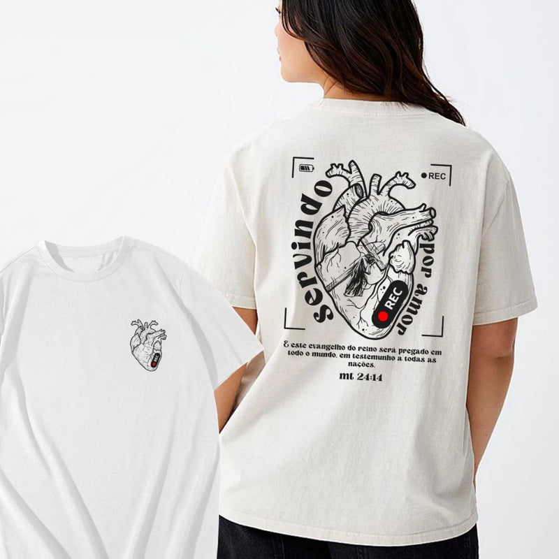 Camiseta Servindo Por amor (Mídia) - Oversized